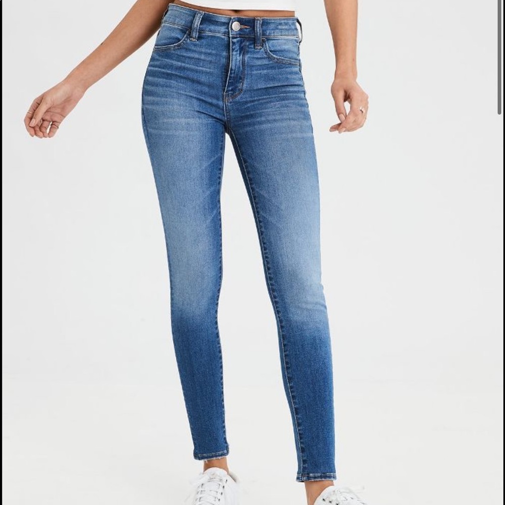 High Waisted American Eagle Skinny Jeans